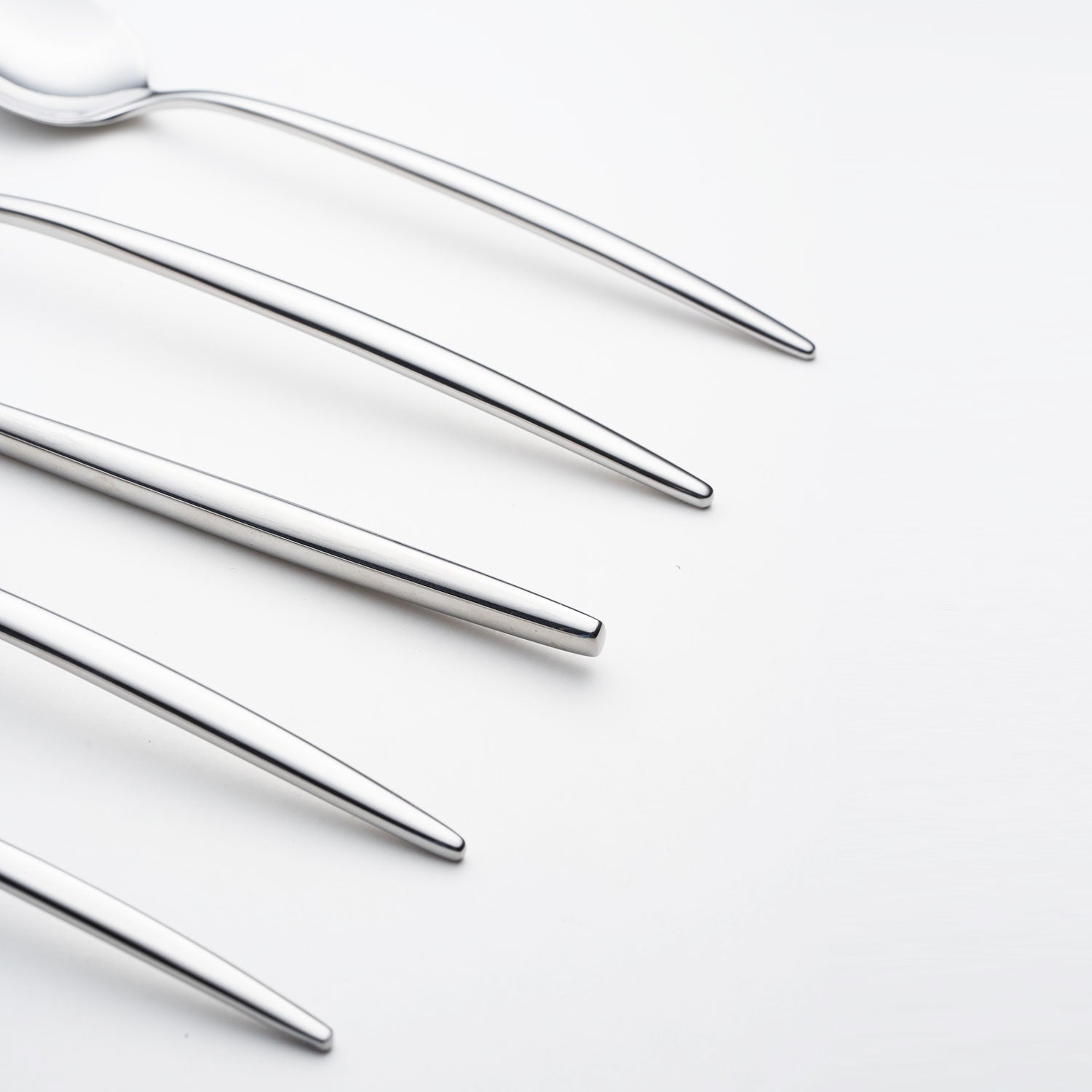 Lenox Westmore Gaze 20-Piece Flatware Set - Image 4