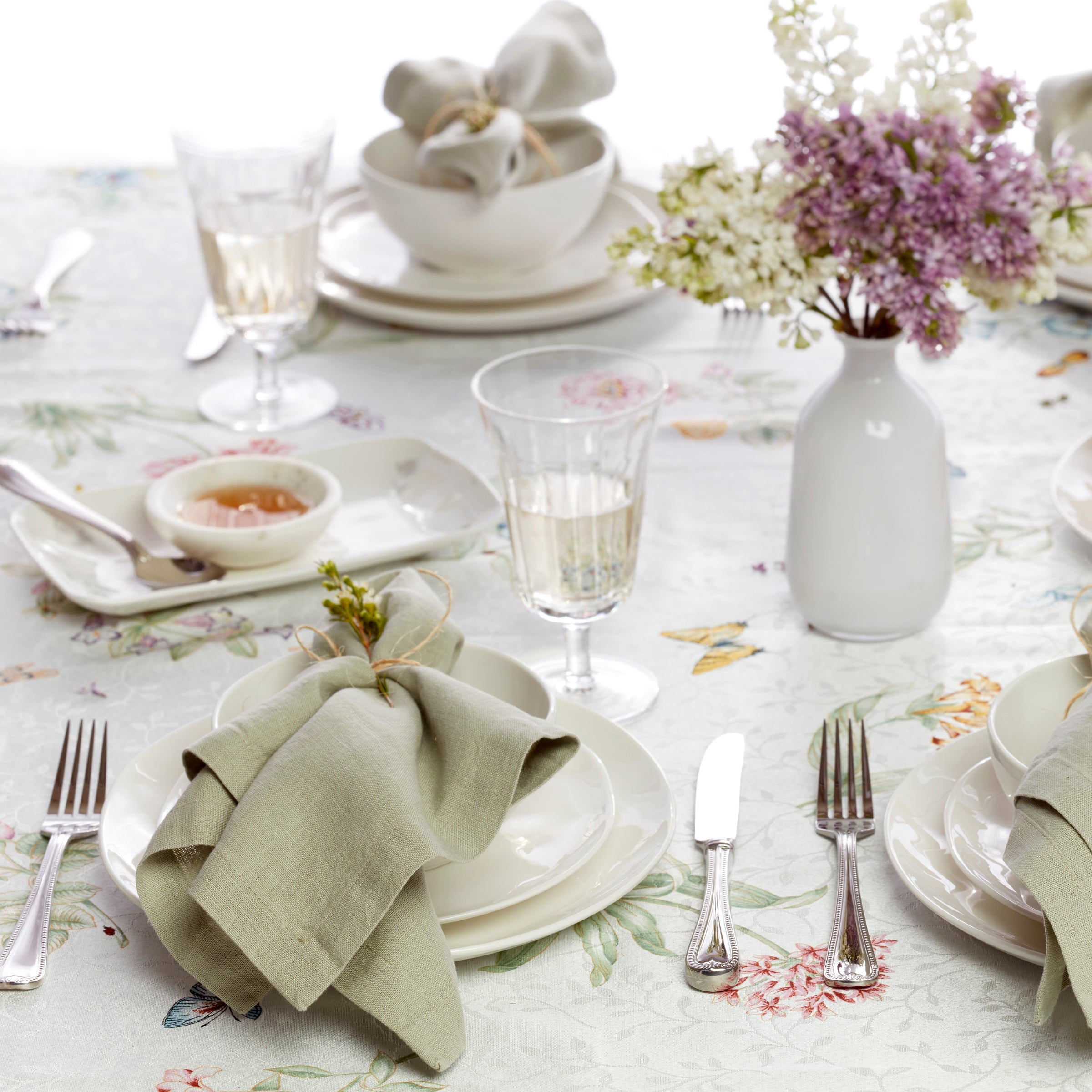 Lenox Westmore Bay Colors White 12-Piece Dinnerware Set - Image 4