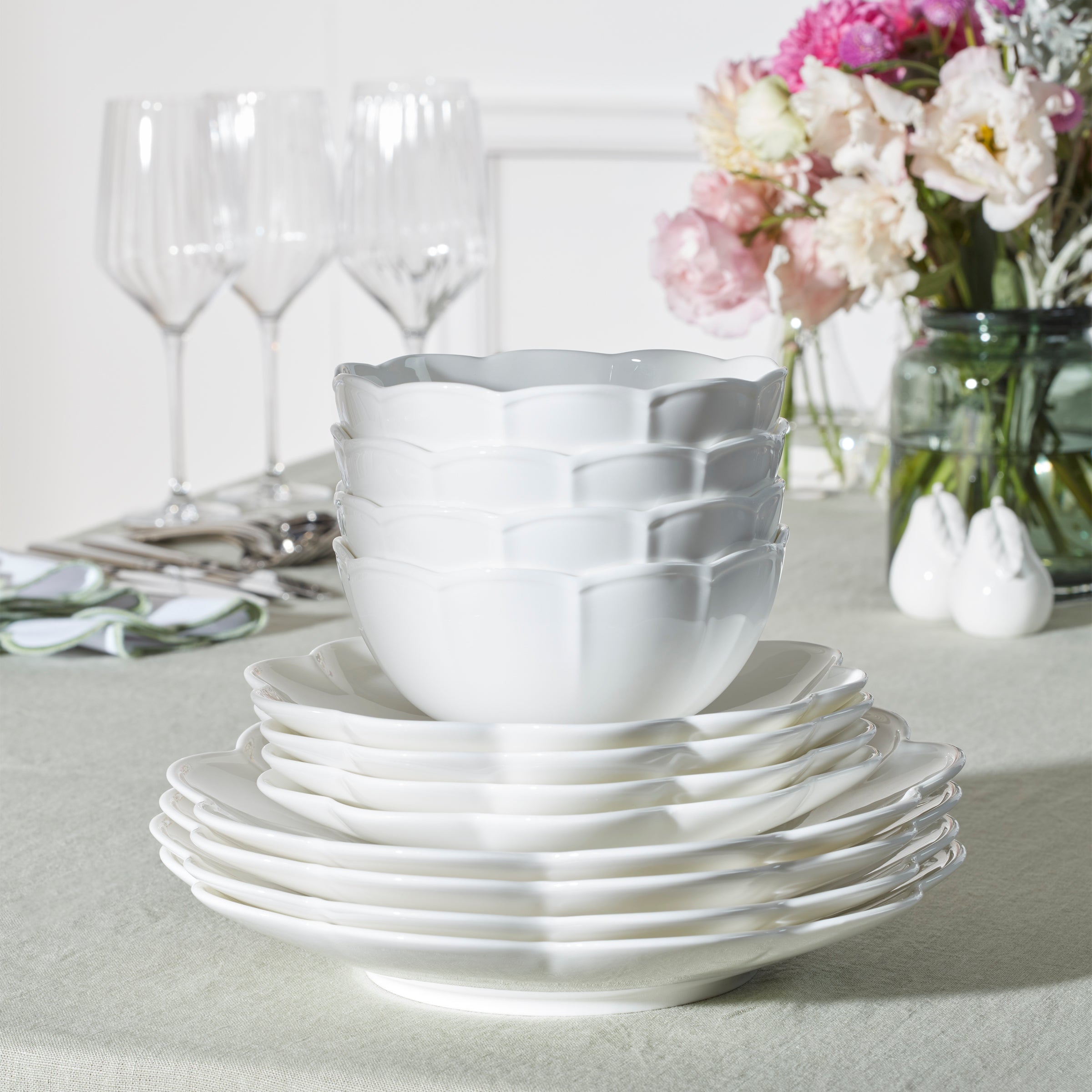Lenox Westmore Studio 1414 Scallop 12-Piece Dinnerware Set - Image 10