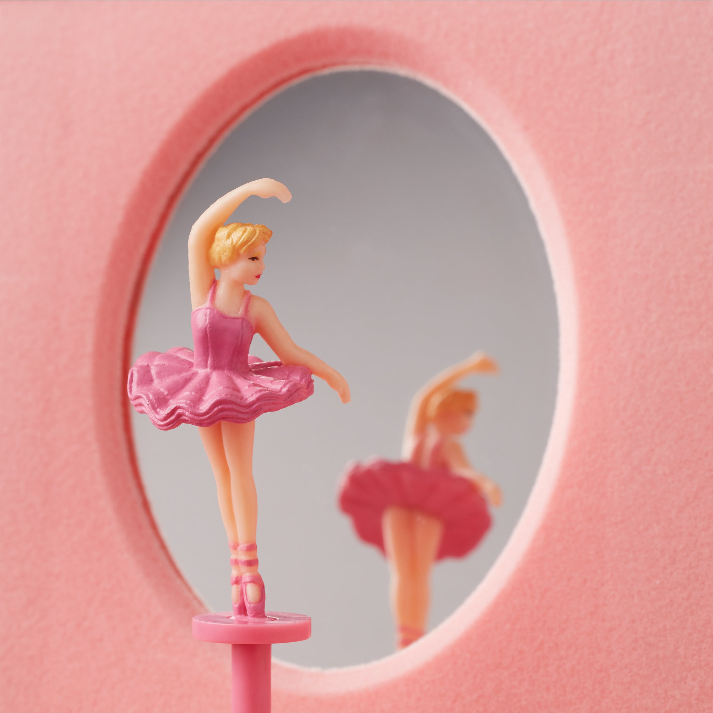 Lenox Westmore Childhood Memories Musical Ballerina Jewelry Box - Image 4