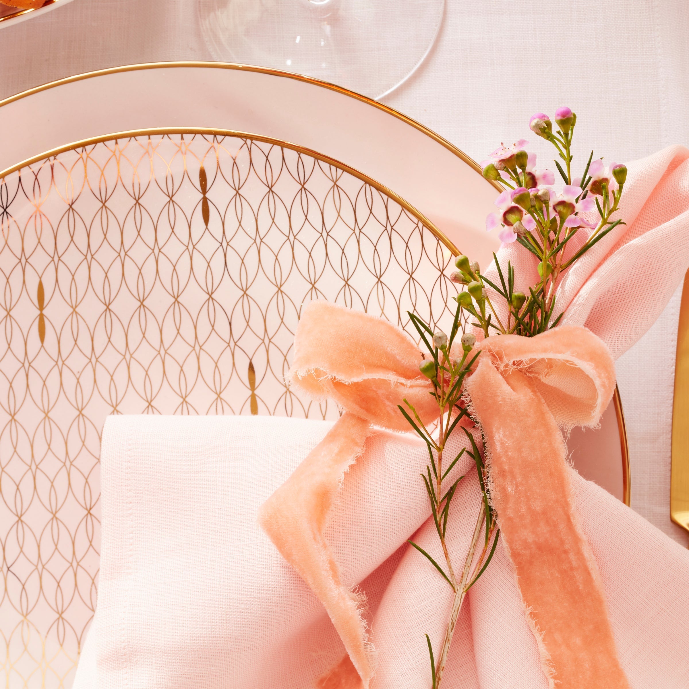 Lenox Westmore Trianna Blush 12-Piece Dinnerware Set - Image 6