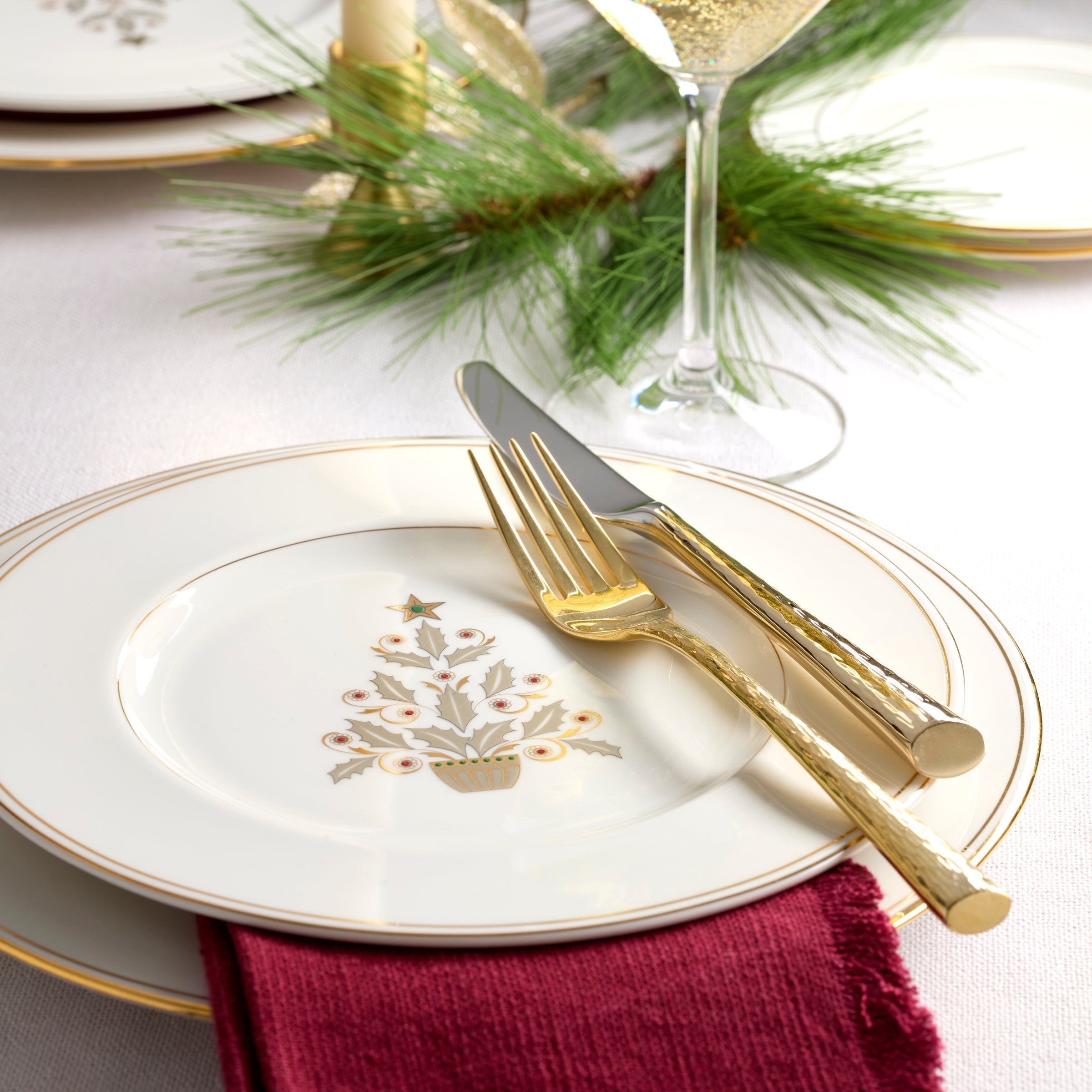 Lenox Westmore Federal Gold Tree Accent Plates, Set of 4 - Image 2