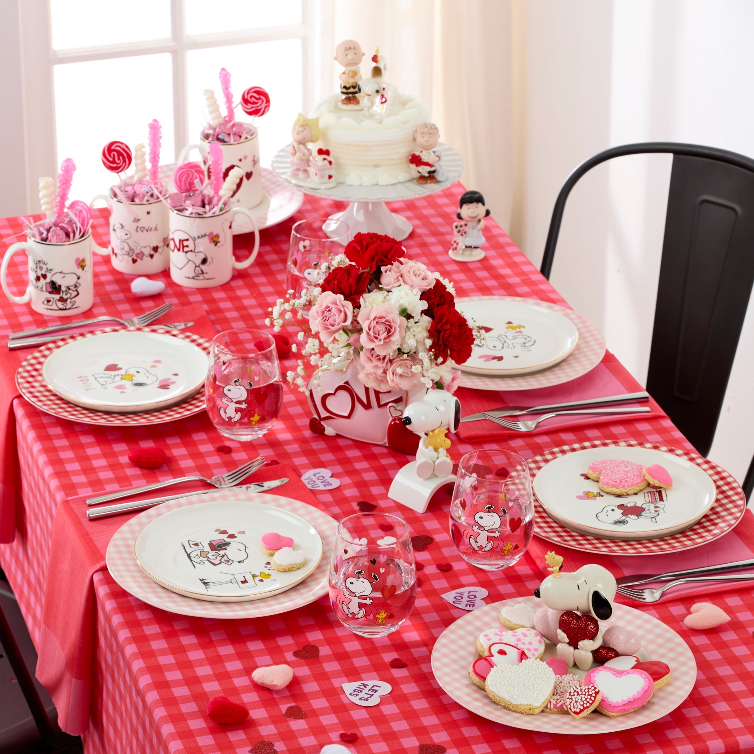 Lenox Westmore Snoopy Valentine's Day Accent Plates, Set of 4 - Image 4