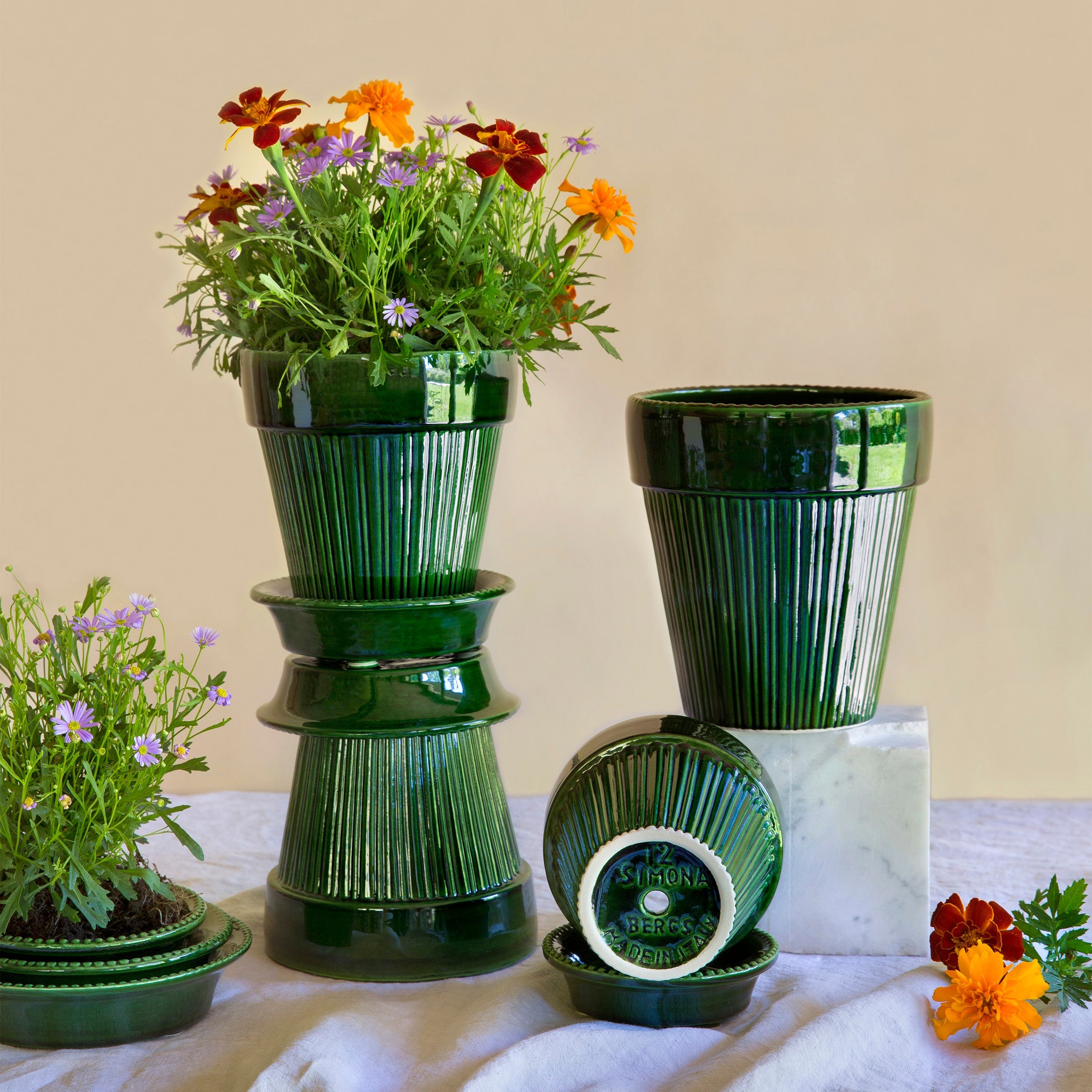 Lenox Westmore Simona Glazed Emerald Green 12cm Pot with Saucer - Image 5