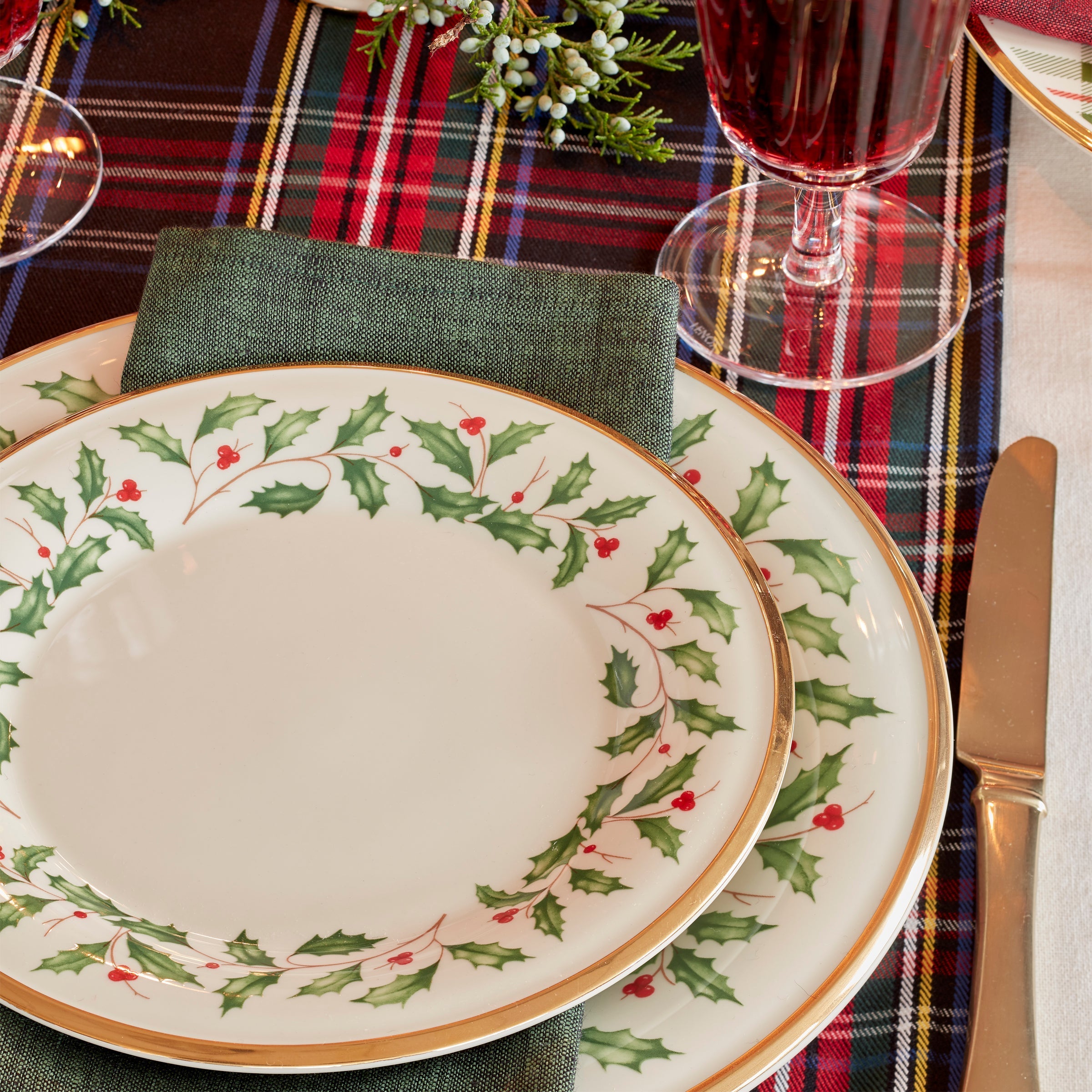 Lenox Westmore Holiday 5-Piece Place Setting - Image 2