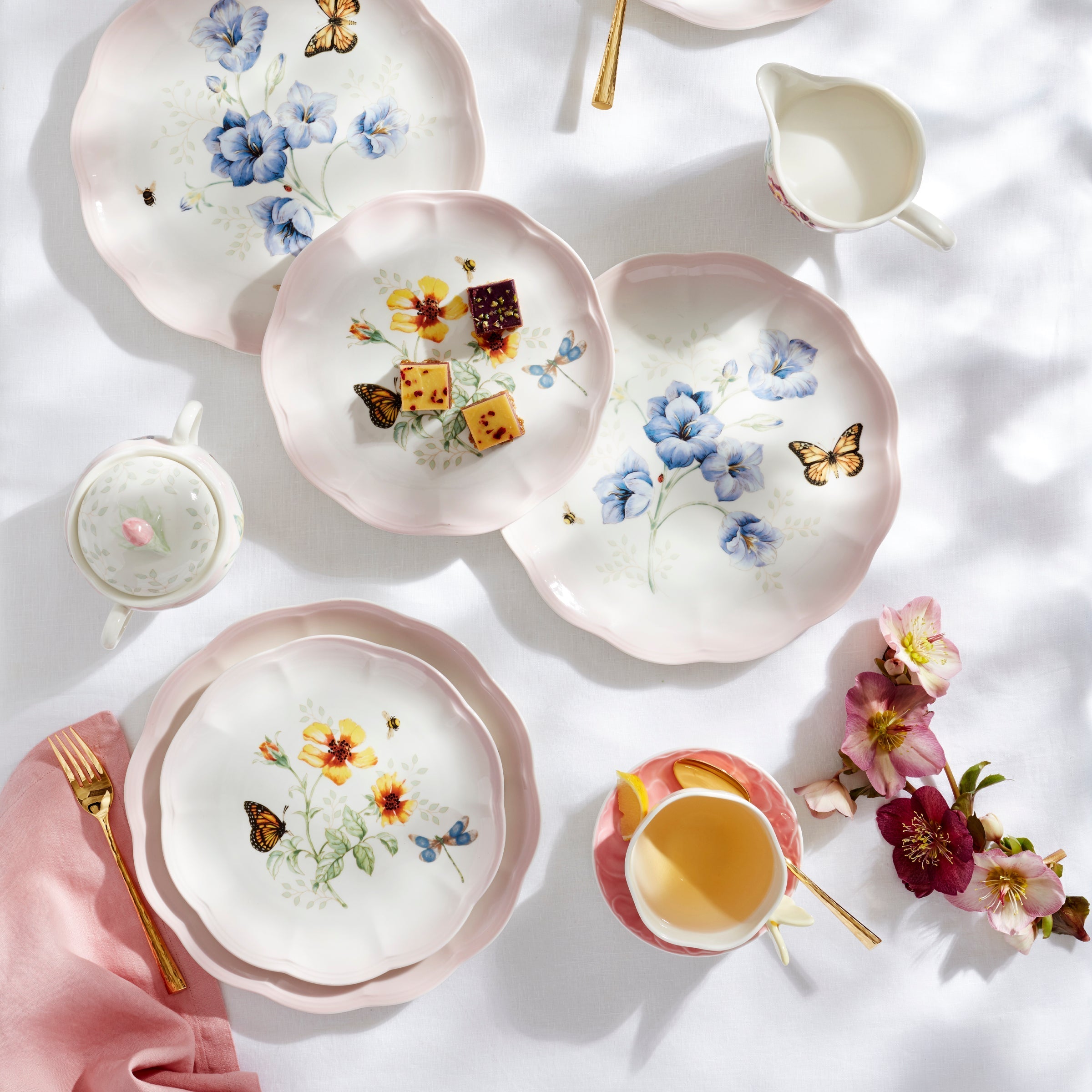 Lenox Westmore Butterfly Meadow Pink 12-Piece Dinnerware Set - Image 2