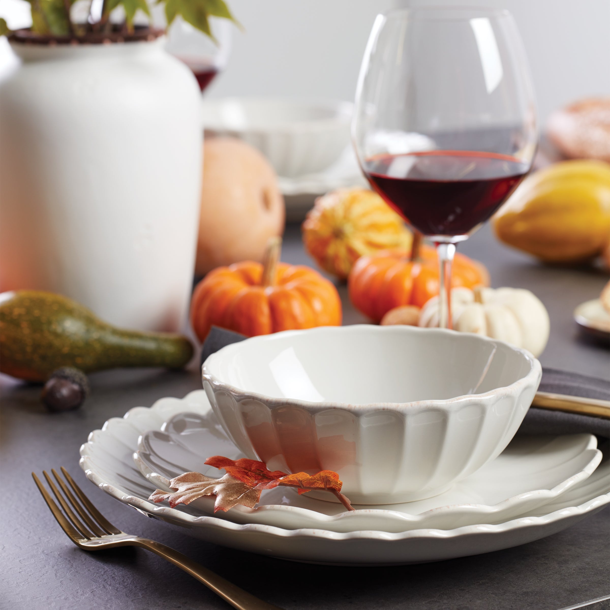 Lenox Westmore French Perle Scallop White 4-Piece Place Setting - Image 15
