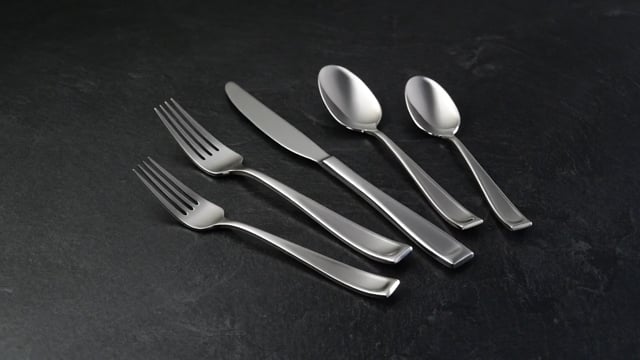 Lenox Westmore Moda Dinner Knives, Set of 4 - Image 2