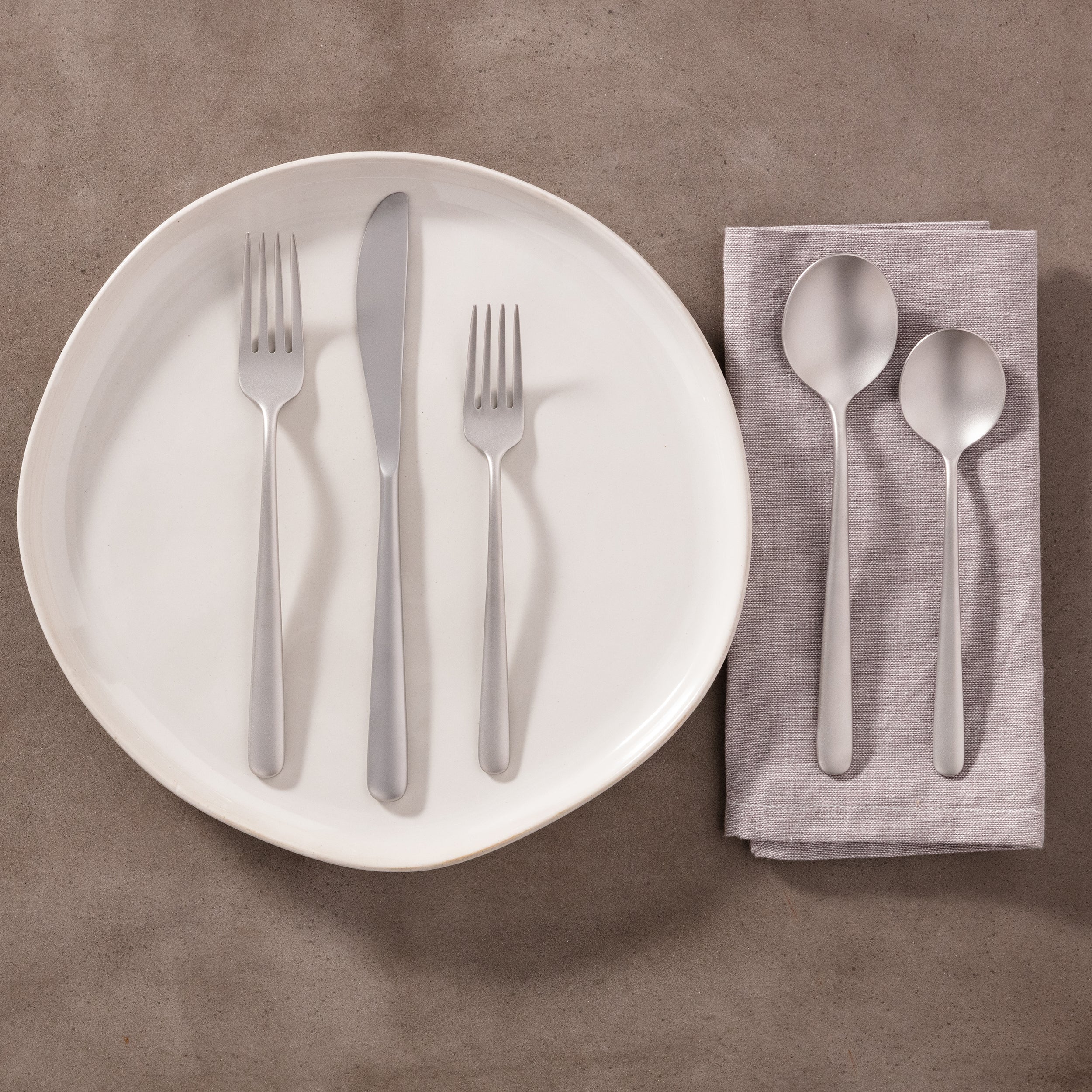 Lenox Westmore Lorenn Sand 20-Piece Flatware Set
