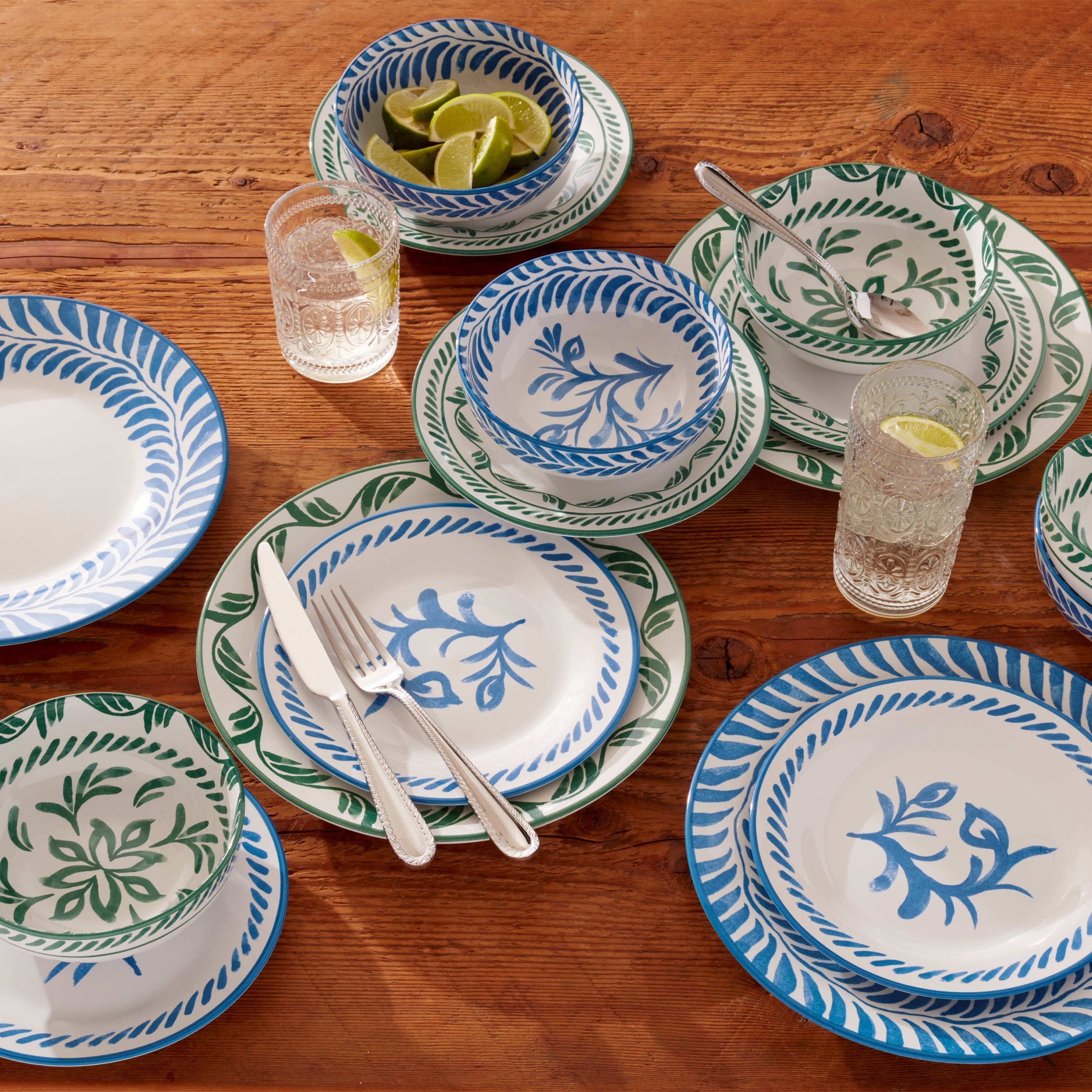 Lenox Westmore Solear Blue 12-Piece Dinnerware Set - Image 4