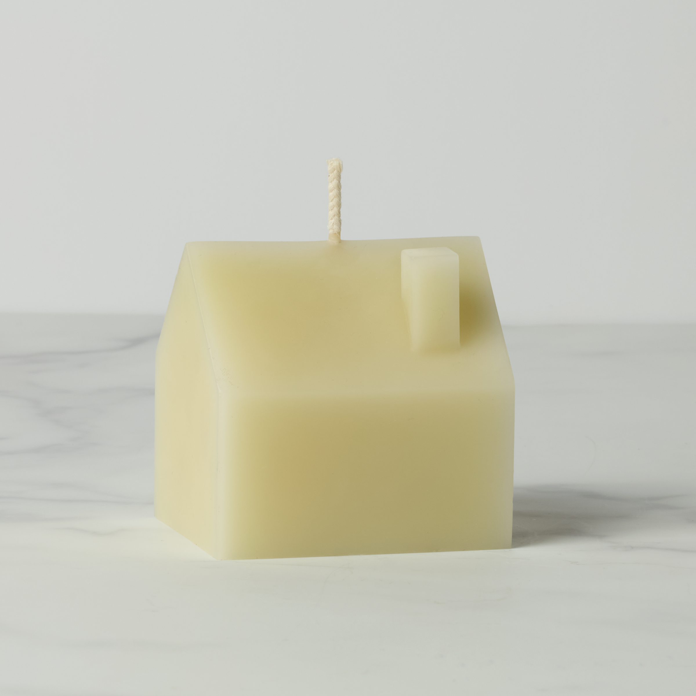 Lenox Westmore Iconic Cream Small House Candle - Image 2