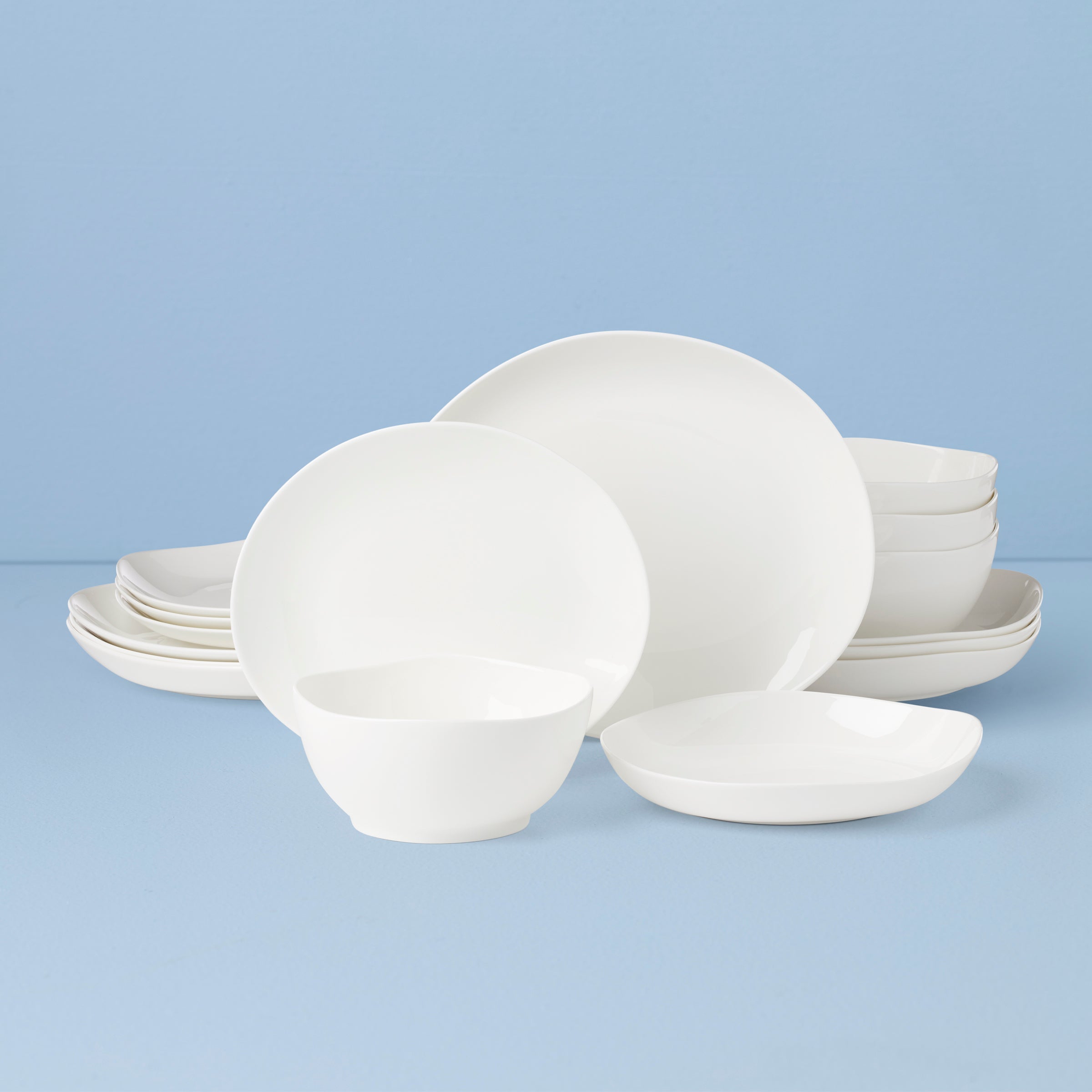 Lenox Westmore Studio 1414 Curve 16-Piece Dinnerware Set
