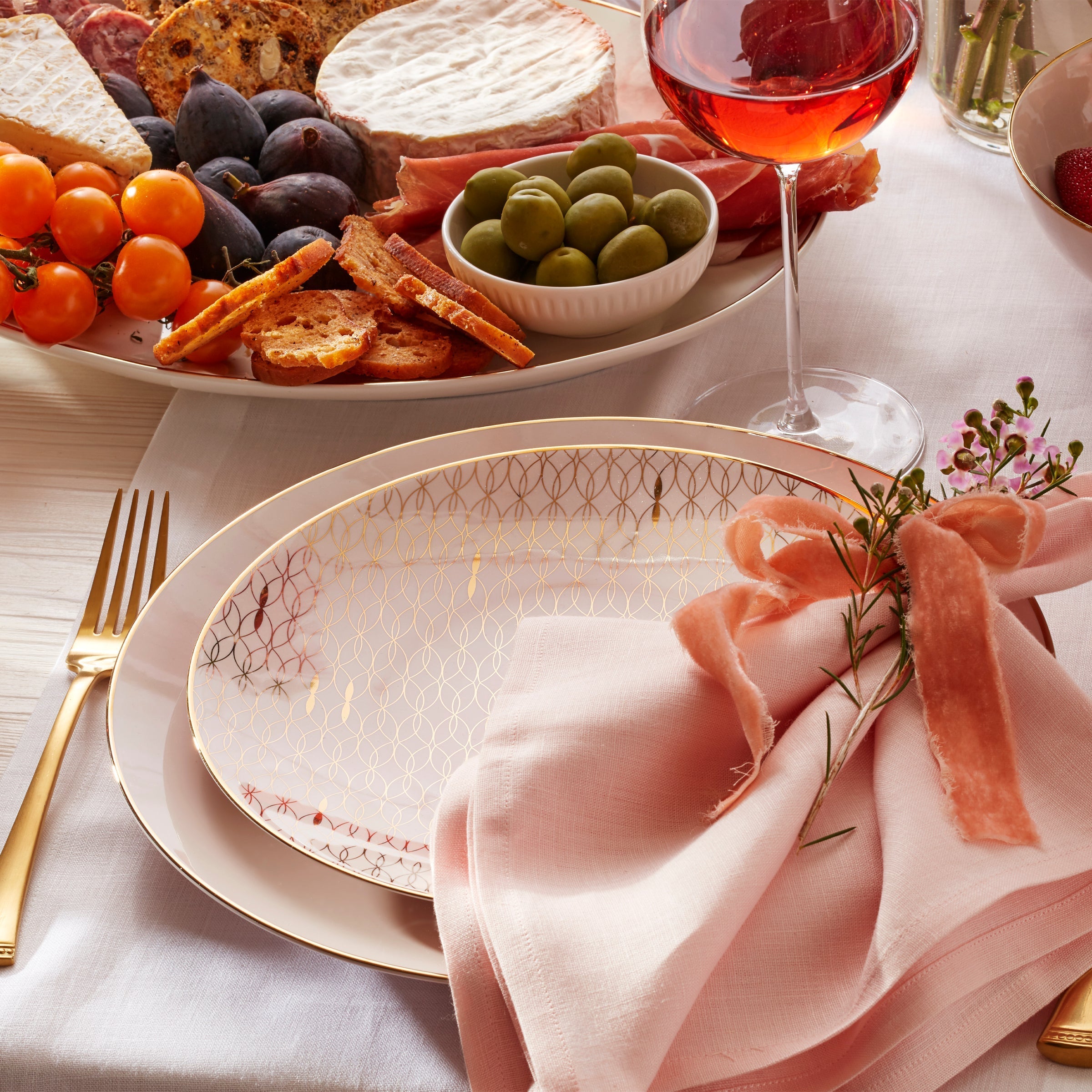 Lenox Westmore Trianna Blush 12-Piece Dinnerware Set - Image 5