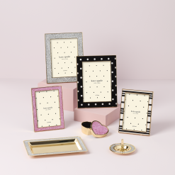 Alternative view of Lenox Westmore Sitting Pretty Stripe 4x6 Photo Frame