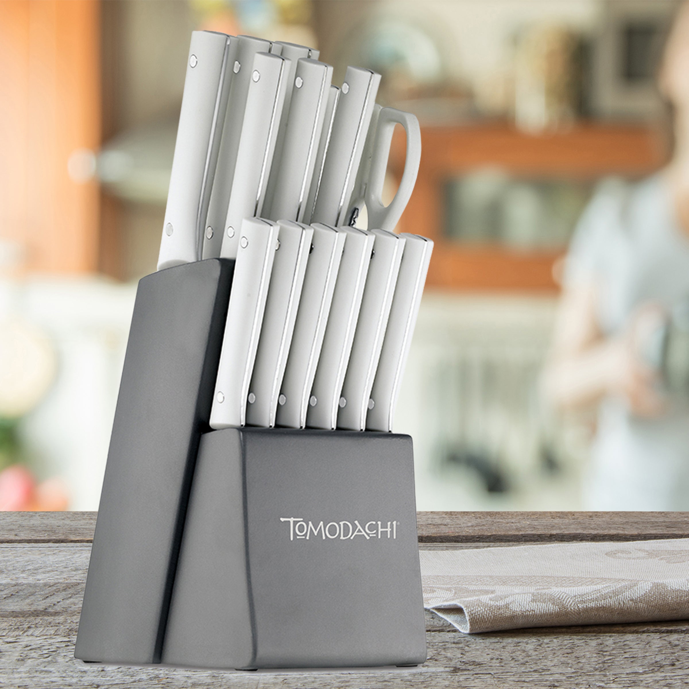 Lenox Westmore Fuji 15-Piece Cutlery Set - Image 4