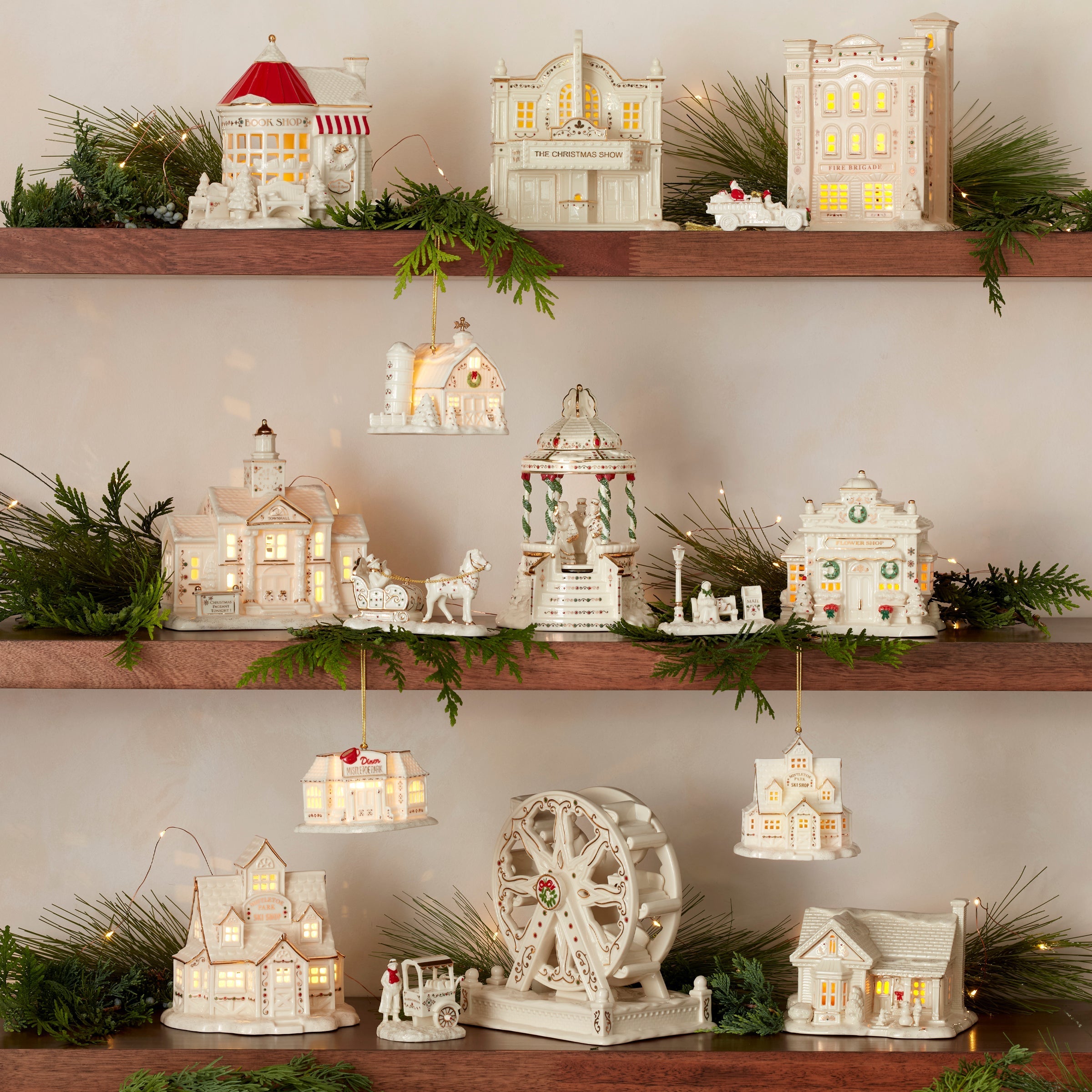 Lenox Westmore Mistletoe Park 3-Piece Lit Figurine Starter Set - Image 6