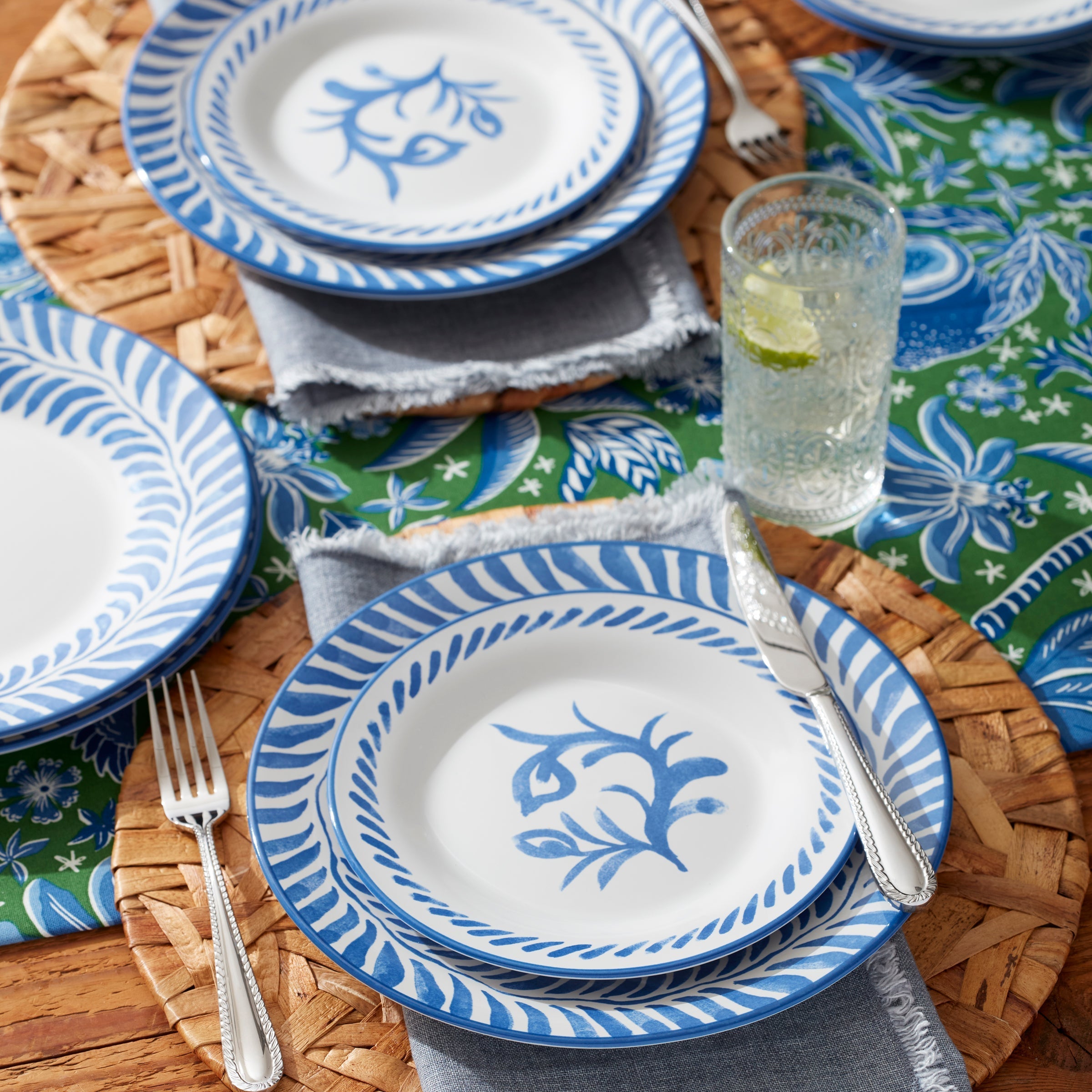 Lenox Westmore Solear Blue 12-Piece Dinnerware Set - Image 3