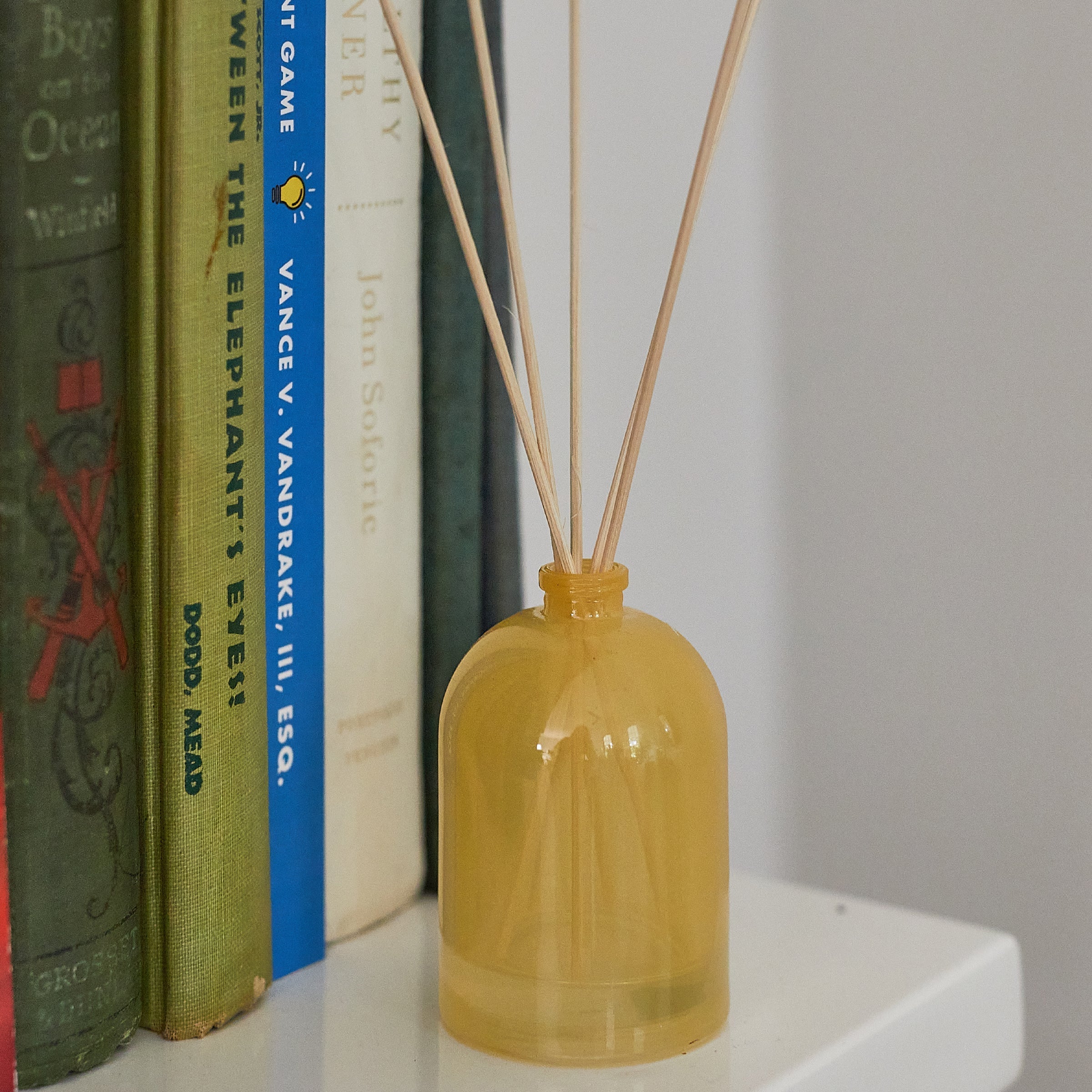 Lenox Westmore Petite Lemon 1.5oz Reed Diffuser - Image 2